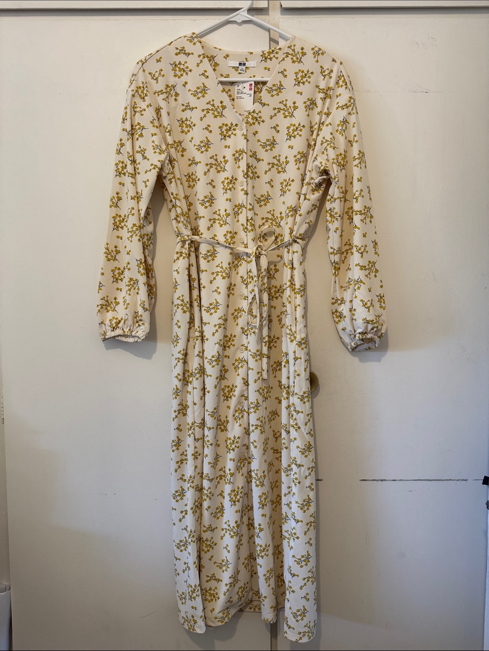 Uniqlo Cream Floral Maxi Dress with Tie Waist